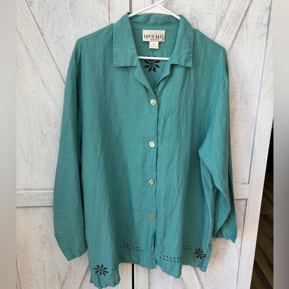 DAVID DART Linen Top Women’s XL Blue Button Front Floral Detail